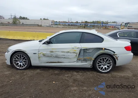 2011 BMW 335I xDrive z USA, uszkodzony, nr VIN WBAKF9C55BE619862